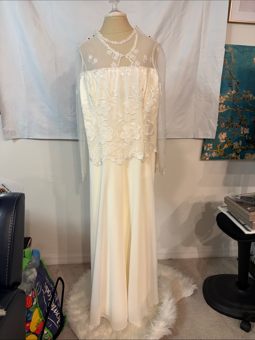 Jessica McClintock Ivory Lace Overlay Evening Dress